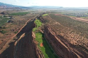 Sand Hollow 12th Green Aerial